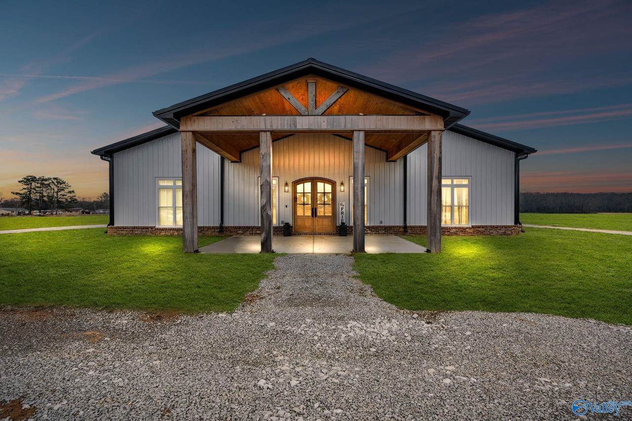131 Butler Lane - Photo 1