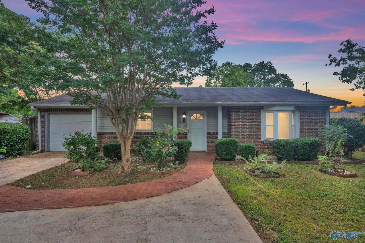 418 Monroe Drive - Photo 1