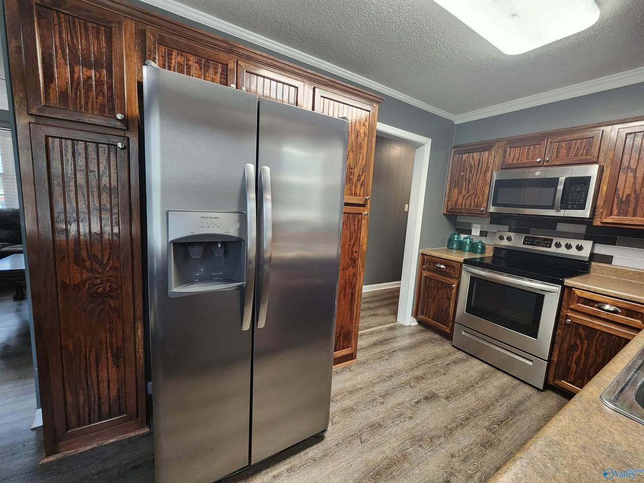 359 Academy Drive - Photo 1