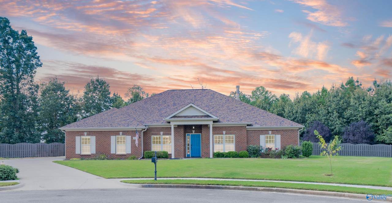 110 Windledge Place - Photo 1