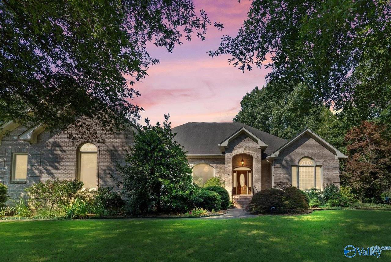 2628 Calumet Drive - Photo 1