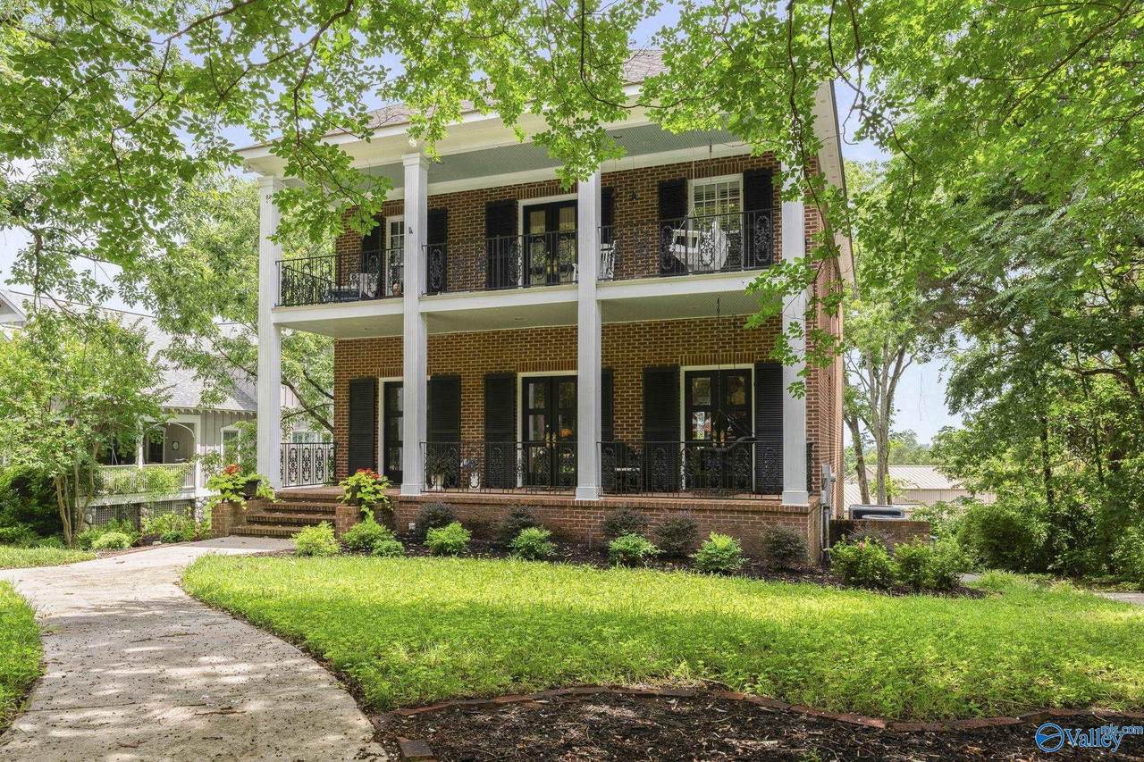 904 Corinth Circle - Photo 1