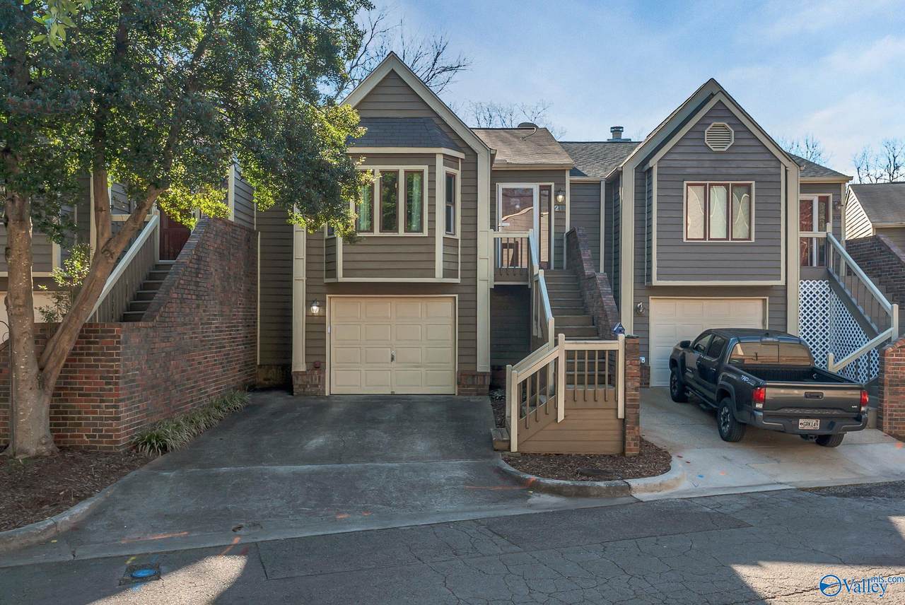 211 Knollridge Circle - Photo 1