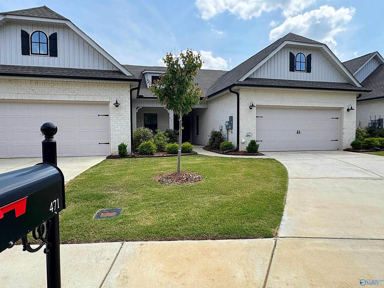 471 Raleigh Elm Drive - Photo 1