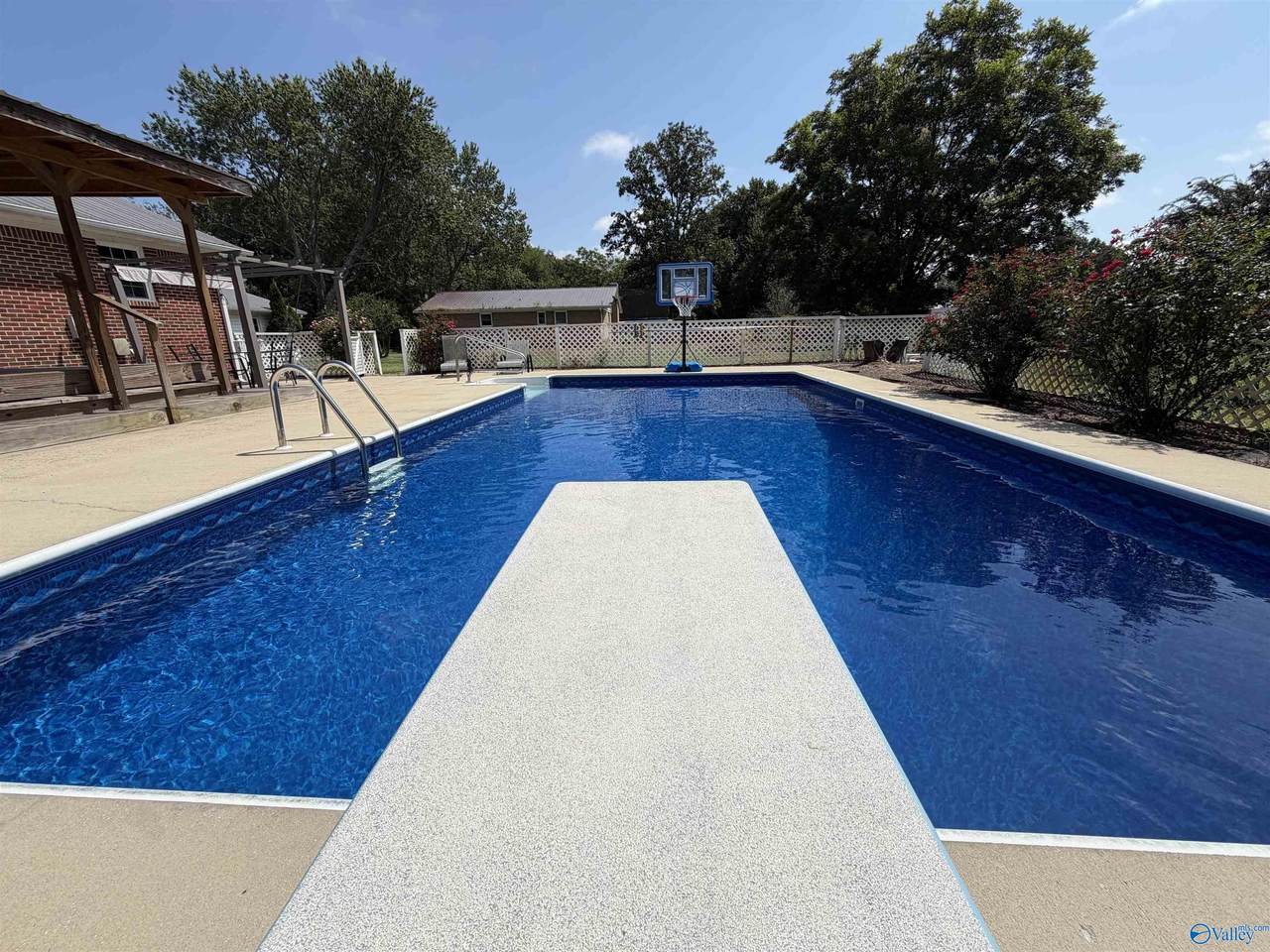 315 Circle Drive - Photo 1
