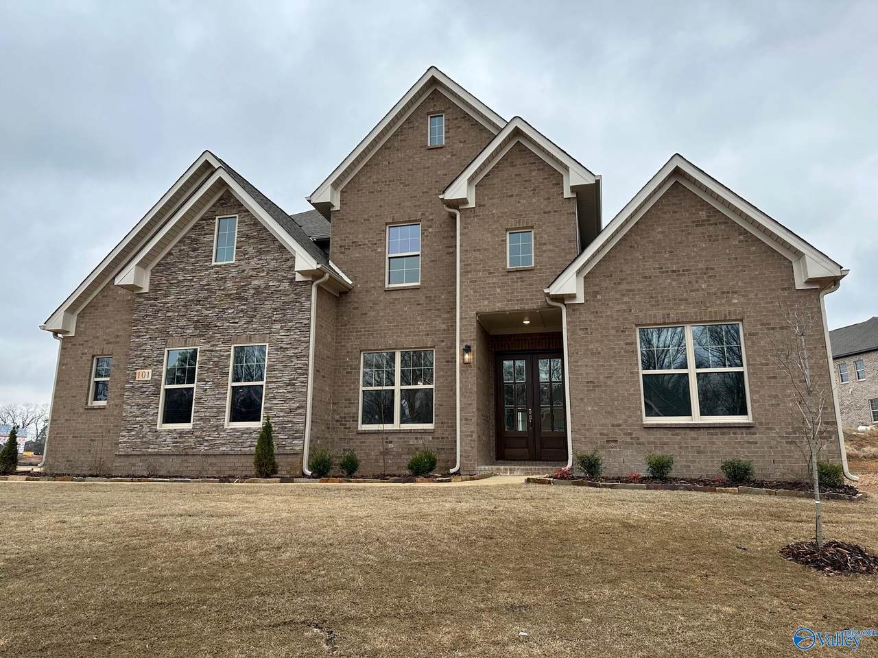101 Barkley Court - Photo 1