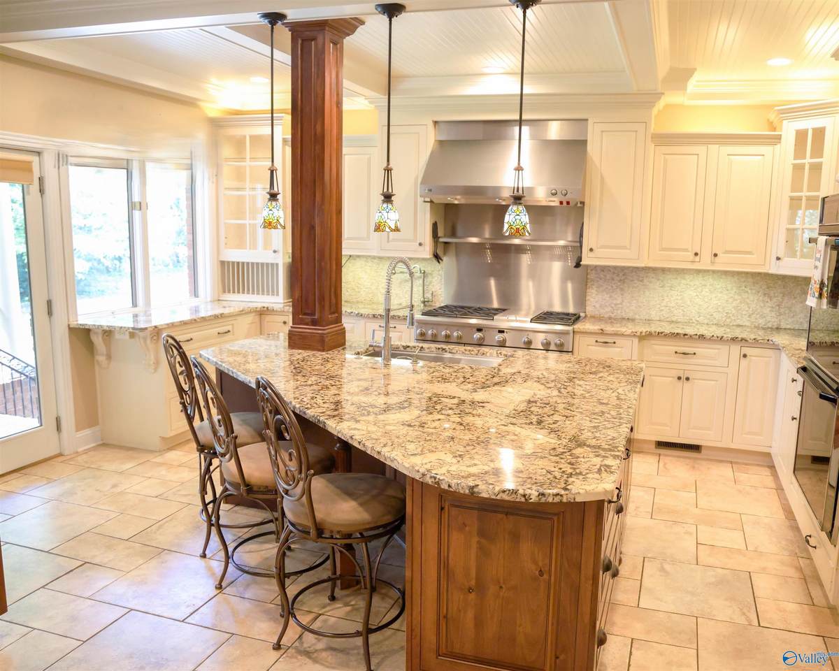 110 Danika Drive - Photo 1