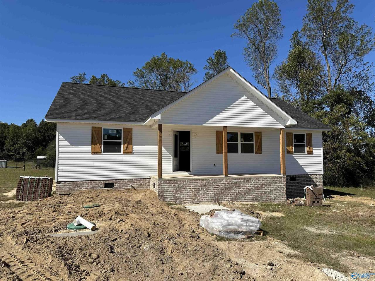 33 Wells Street - Photo 1