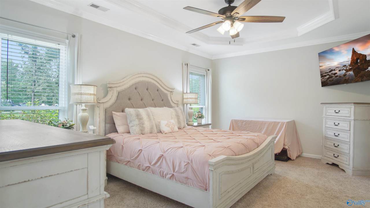 https://bt-photos.global.ssl.fastly.net/nalmls/1280_boomver_5_21894430-2.jpg