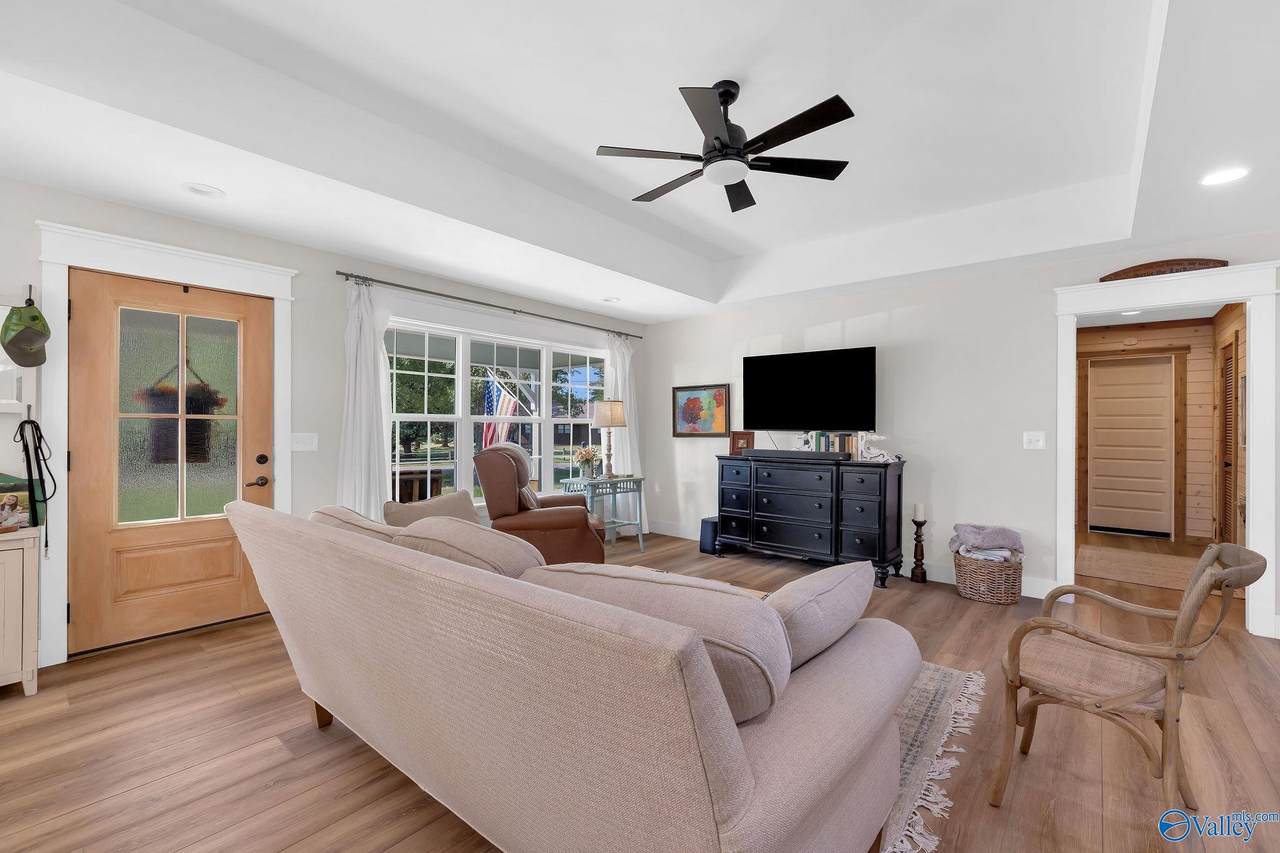 1520 White Elephant Road - Photo 1