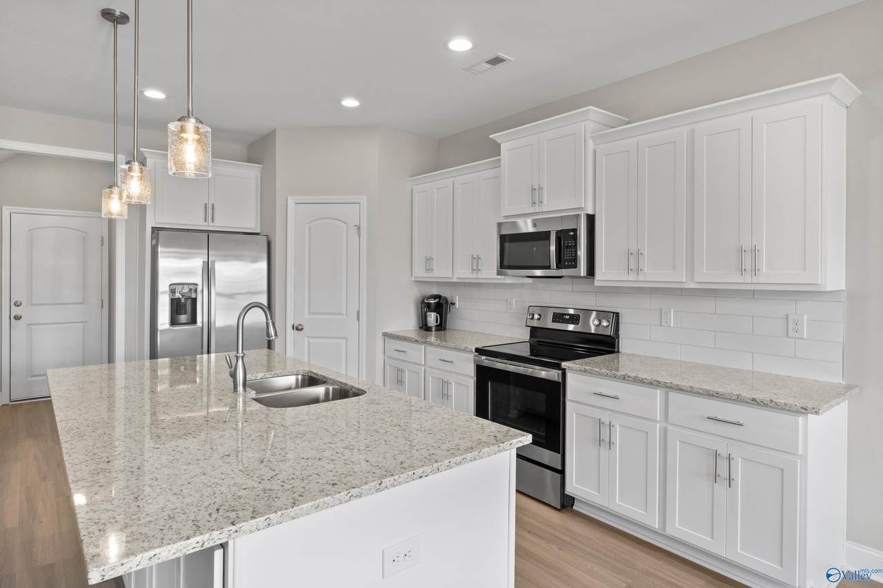 601 Magnolia Cove Lane - Photo 1