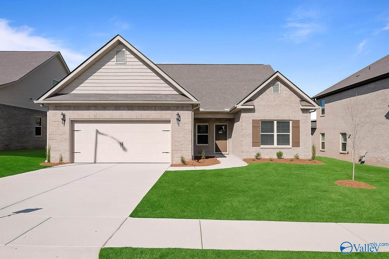 418 Tracer Street - Photo 1