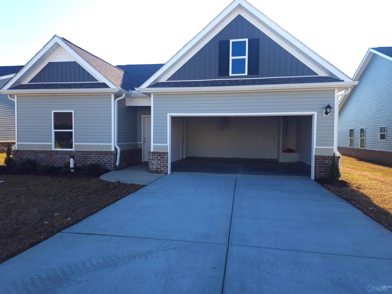 20194 Nightingale Drive - Photo 1
