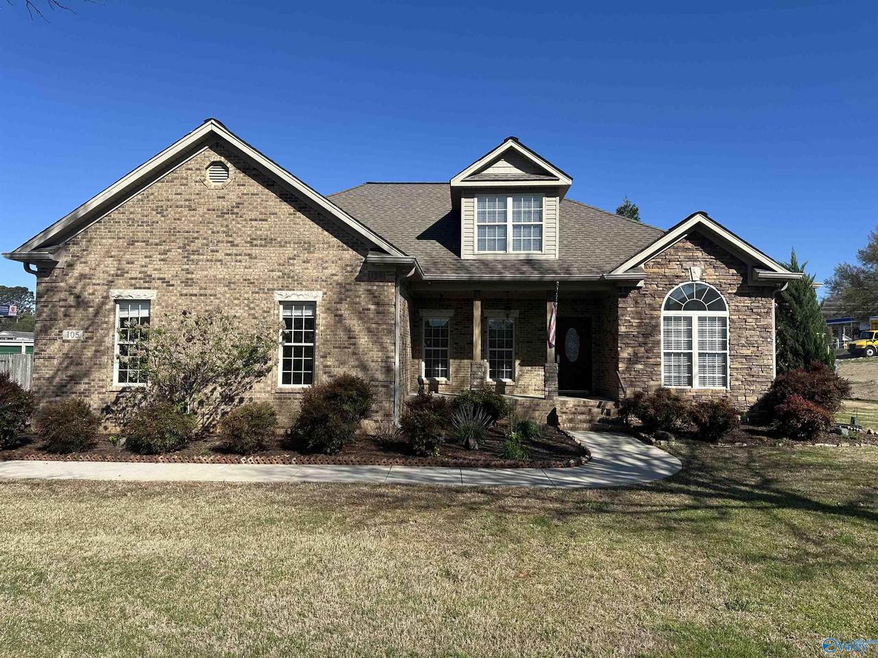 105 Patdean Drive - Photo 1