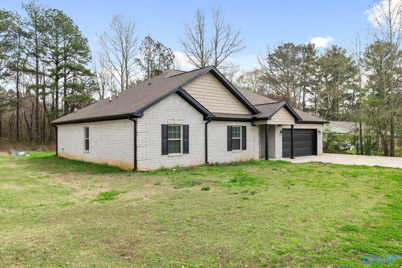 16118 Blackburn Lane - Photo 1