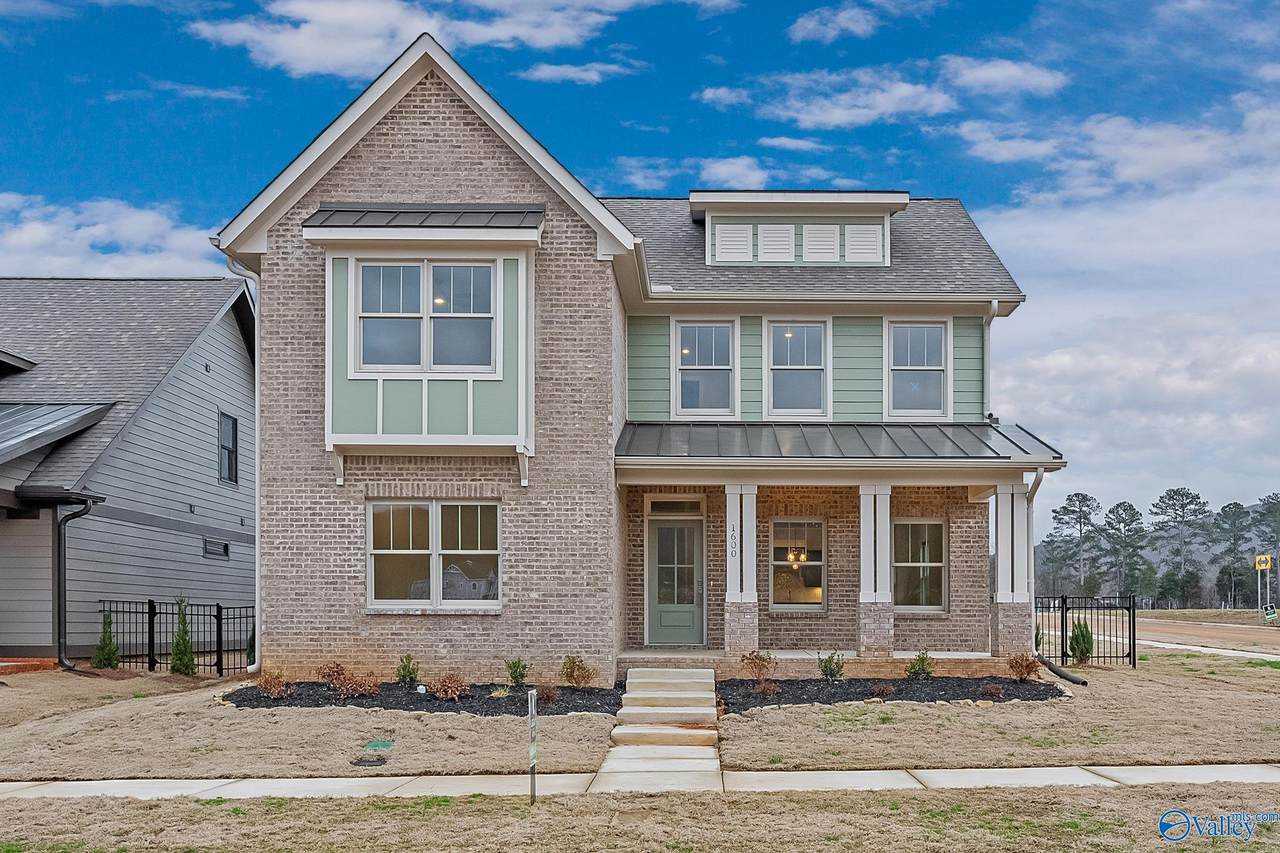 1600 Bridgedale Street - Photo 1