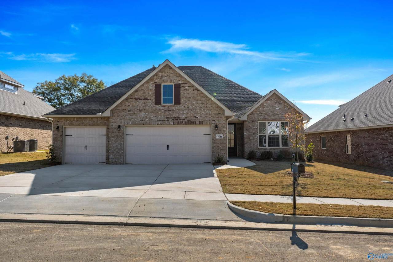 606 Magnolia Cove Lane - Photo 1
