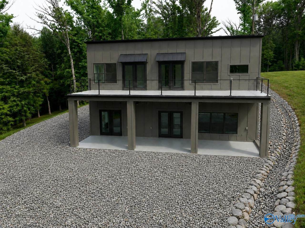 267 Rollins Ridge Road - Photo 1