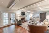 2401 Surrey Lane - Photo 4