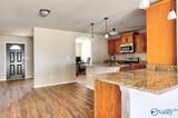 303 Avebury Road - Photo 4