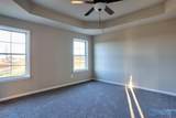 303 Avebury Road - Photo 8