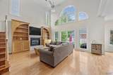 2905 Southhurst Drive - Photo 9