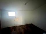 1333 Honeysuckle Lane - Photo 14