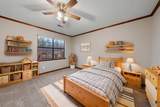 2417 Gaslight Place - Photo 16