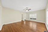 211 Kyle Street - Photo 6