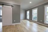 200 Skyview Circle - Photo 17