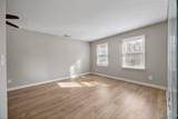 2080 Woodlawn Drive - Photo 15