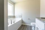 136 Ocean Springs Avenue - Photo 21