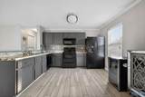 306 Kenneth Boulevard - Photo 8