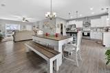 10940 Mudd Street - Photo 9