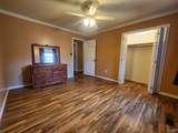 714 Robin Street - Photo 18