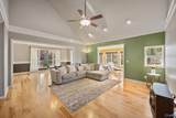 210 Pin Oak Drive - Photo 4