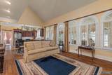 71 Windsor Drive - Photo 15