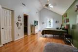 301 Oak Street - Photo 10