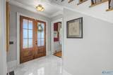 8 King Georges Way - Photo 3