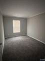 12 Martin Lane - Photo 14