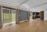 308 Hamilton Drive - Photo 4