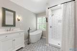 102 Medicine Bend Court - Photo 18
