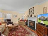 207 Beauchamp Place - Photo 5