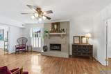 409 Lakepoint Drive - Photo 8