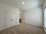 1033 Highgrove Heights - Photo 18