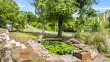 1010 Green Avenue - Photo 2