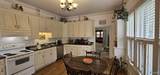 428 Houston Street - Photo 9