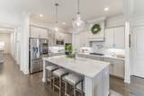 104 Napolean Avenue - Photo 7
