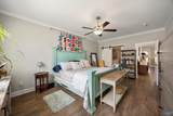 110 Bourbon Alley - Photo 19