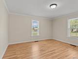 209 Baxter Avenue - Photo 16